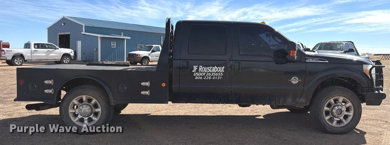 image for item DZ4990 2012 Ford F350 Super Duty Crew Cab flatbed pickup truck