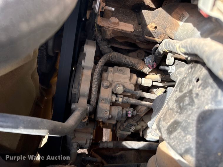 image for item DZ4992 2016 RAM 3500 Crew Cab flatbed pickup truck