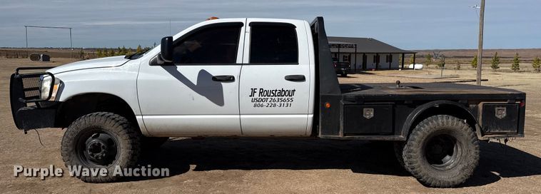 image for item DZ4993 2006 Dodge Ram 3500 Crew Cab flatbed pickup truck