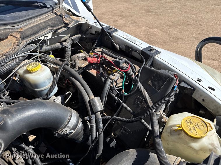 image for item DZ4993 2006 Dodge Ram 3500 Crew Cab flatbed pickup truck