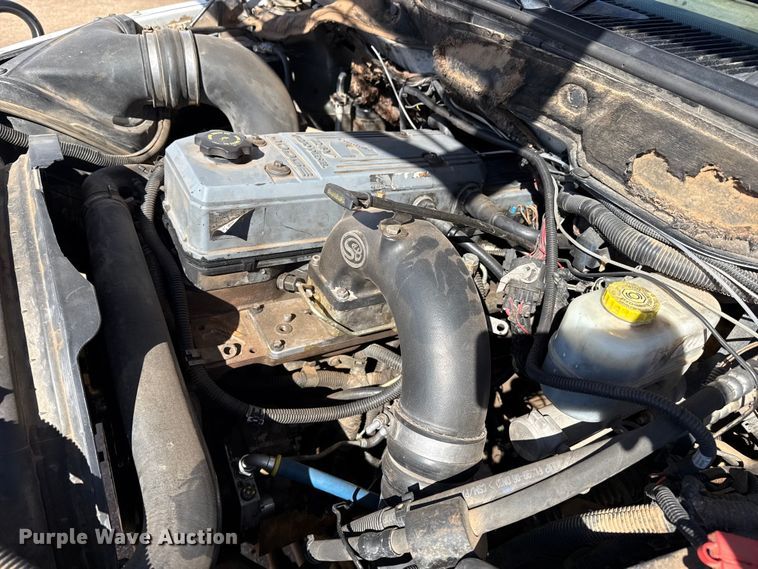 image for item DZ4993 2006 Dodge Ram 3500 Crew Cab flatbed pickup truck