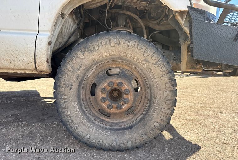 image for item DZ4993 2006 Dodge Ram 3500 Crew Cab flatbed pickup truck