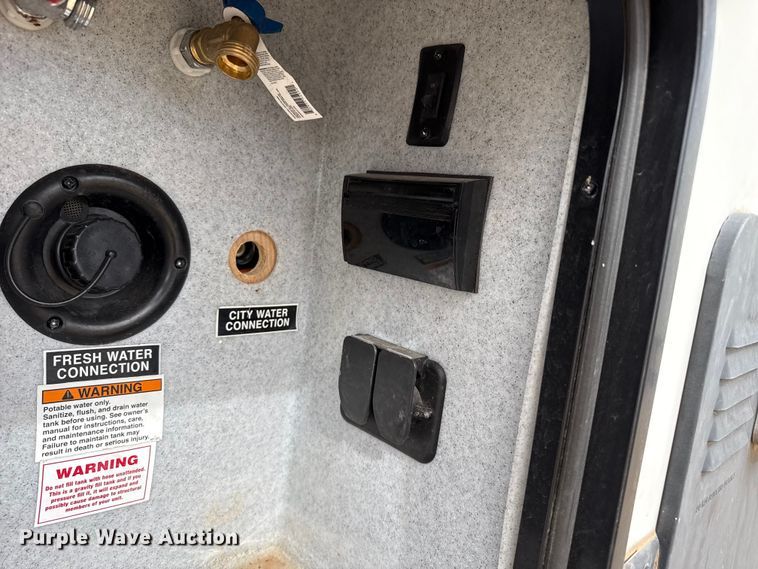 image for item DZ4994 2017 Heartland Prowler P293 camper