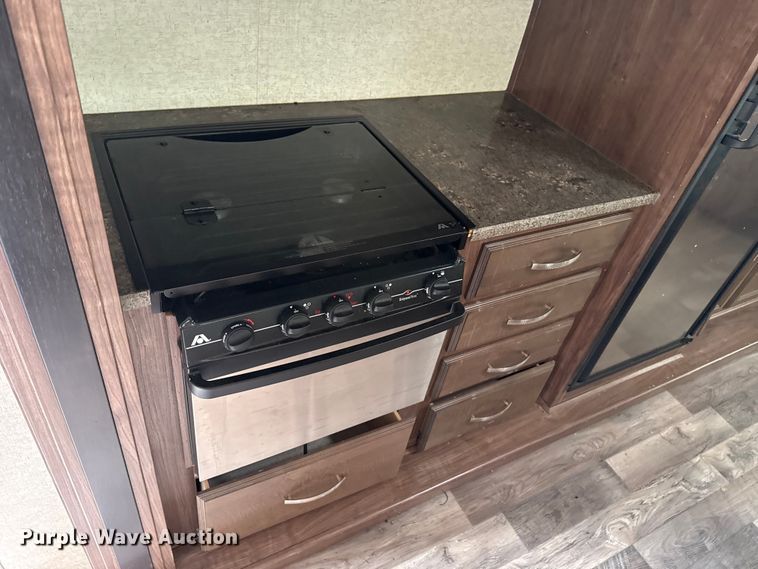 image for item DZ4994 2017 Heartland Prowler P293 camper