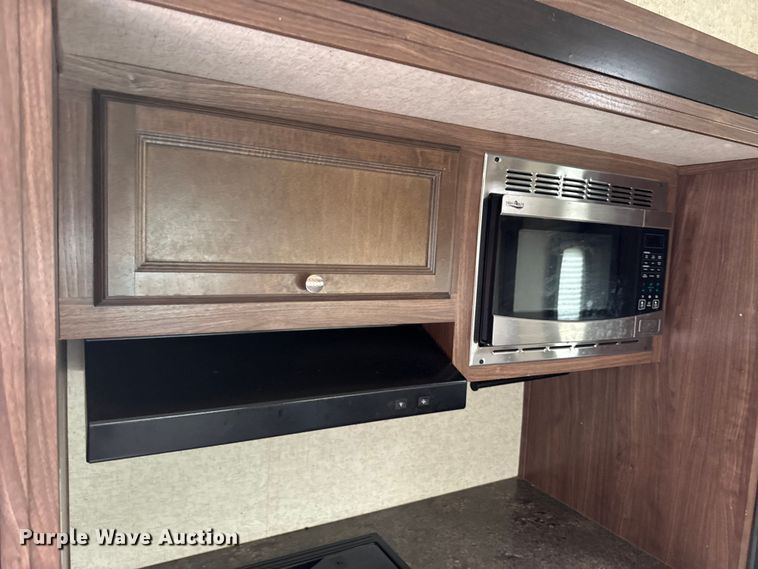 image for item DZ4994 2017 Heartland Prowler P293 camper