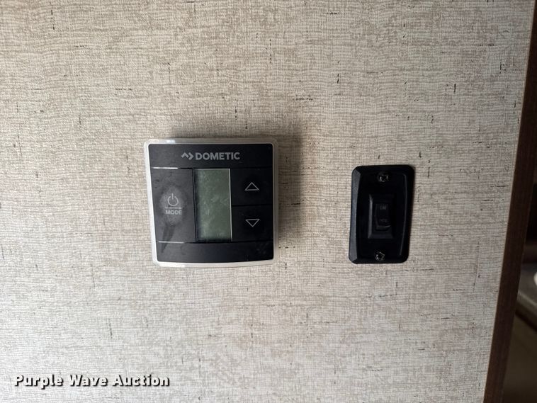 image for item DZ4994 2017 Heartland Prowler P293 camper