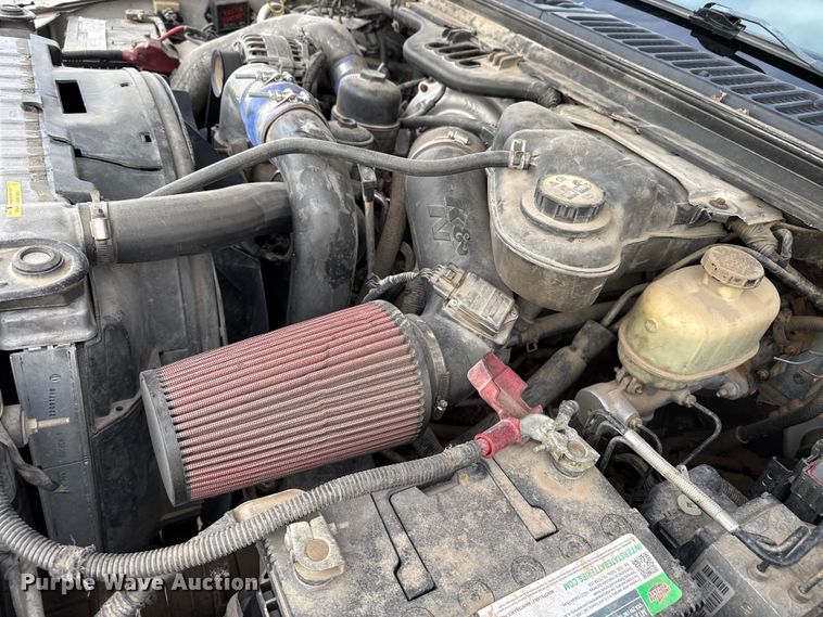 image for item DZ4995 2005 Ford F250 Super Duty Crew Cab pickup truck