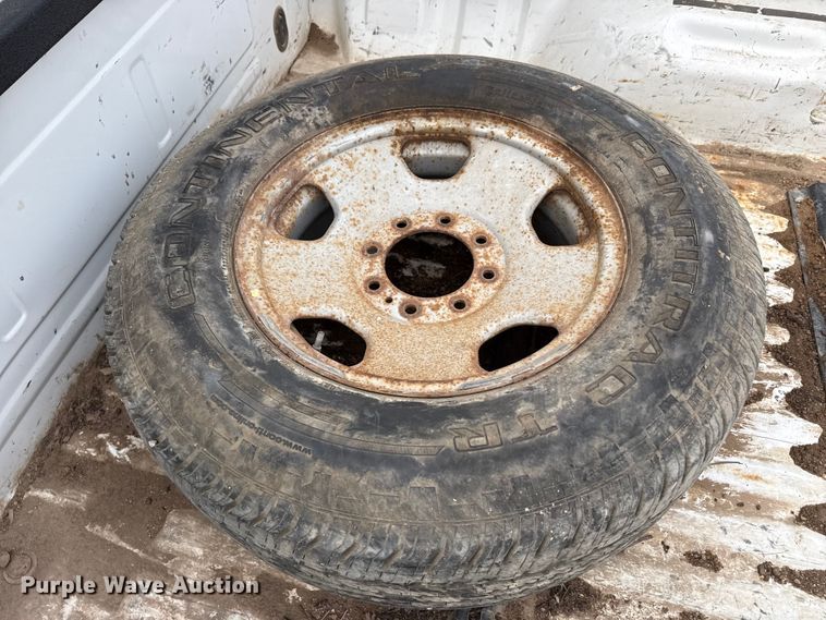 image for item DZ4995 2005 Ford F250 Super Duty Crew Cab pickup truck