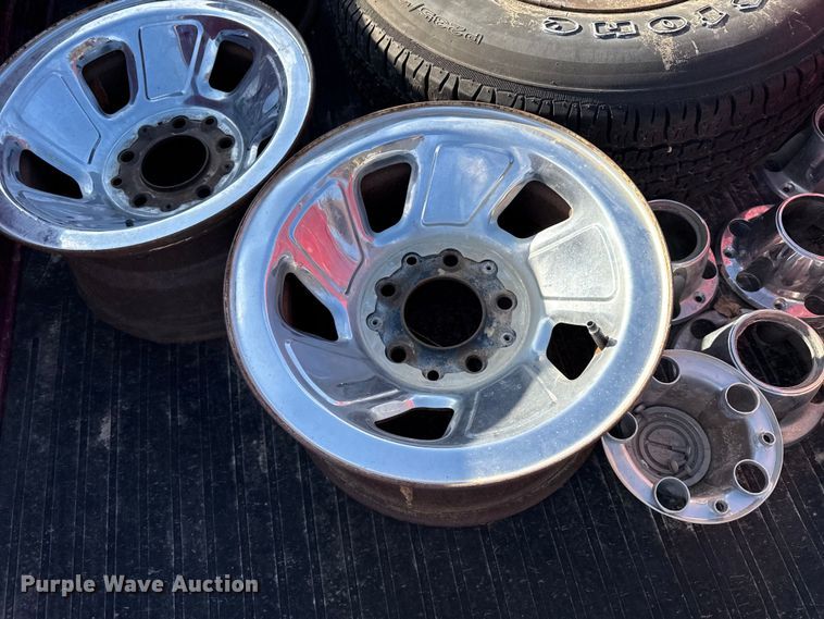 image for item DZ4998 1992 Ford F150 Flare Side pickup truck