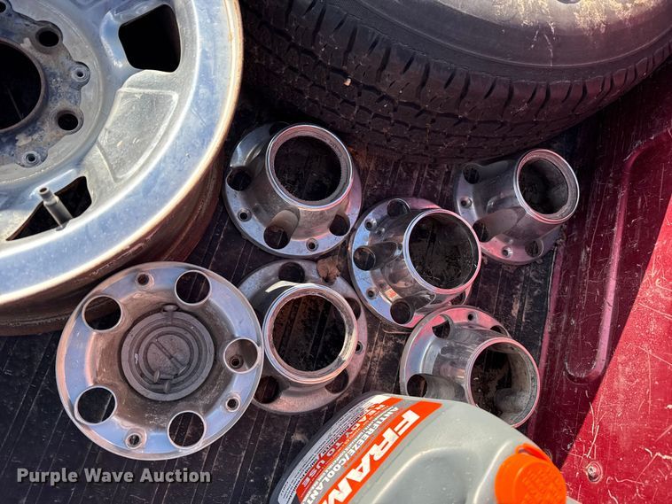 image for item DZ4998 1992 Ford F150 Flare Side pickup truck