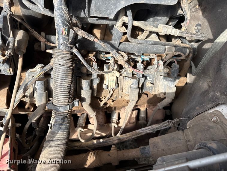 image for item DZ4999 2006 Chevrolet 2500HD bale bed pickup truck