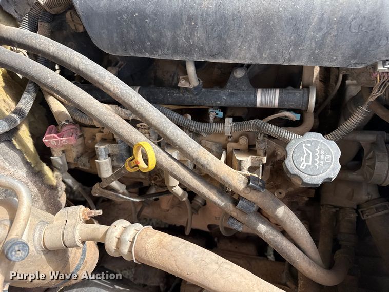 image for item DZ4999 2006 Chevrolet 2500HD bale bed pickup truck