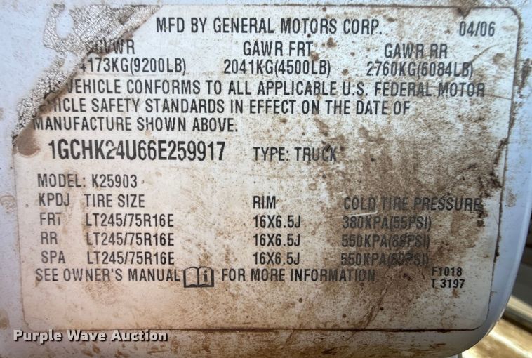 image for item DZ4999 2006 Chevrolet 2500HD bale bed pickup truck