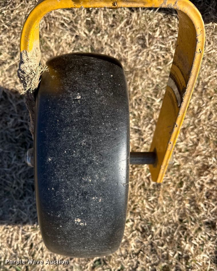 image for item DZ5000 Hustler Fastrak ZTR lawn mower