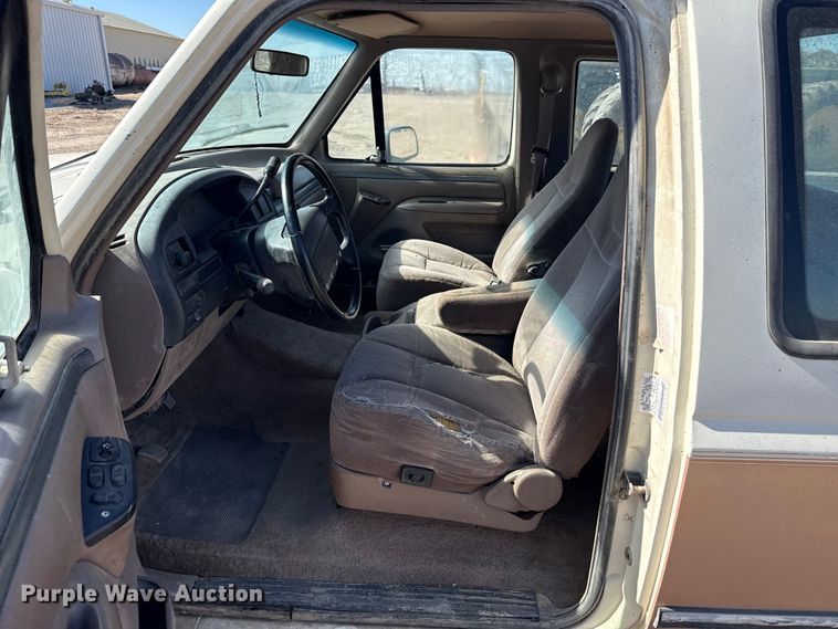 image for item DZ5011 1994 Ford F250 Ext. Cab pickup truck