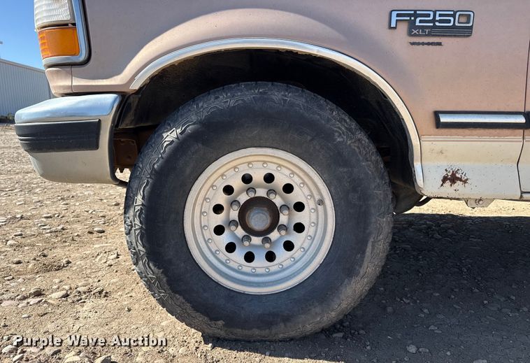 image for item DZ5011 1994 Ford F250 Ext. Cab pickup truck