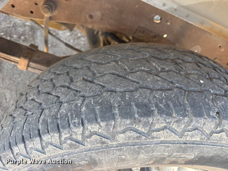 image for item DZ5011 1994 Ford F250 Ext. Cab pickup truck