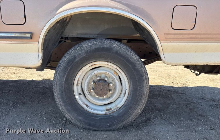 image for item DZ5011 1994 Ford F250 Ext. Cab pickup truck