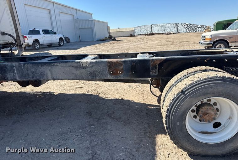 image for item DZ5012 2023 International HX620 truck cab and chassis