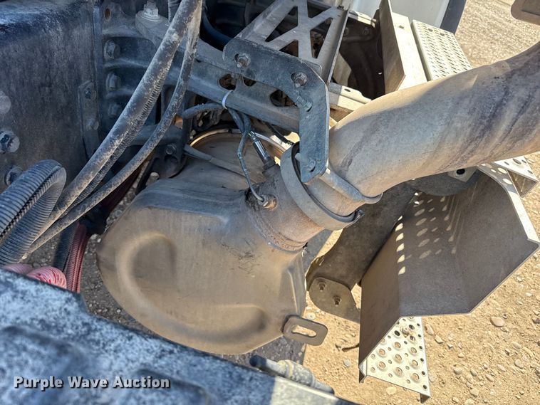 image for item DZ5012 2023 International HX620 truck cab and chassis