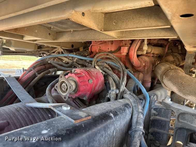 image for item DZ5012 2023 International HX620 truck cab and chassis