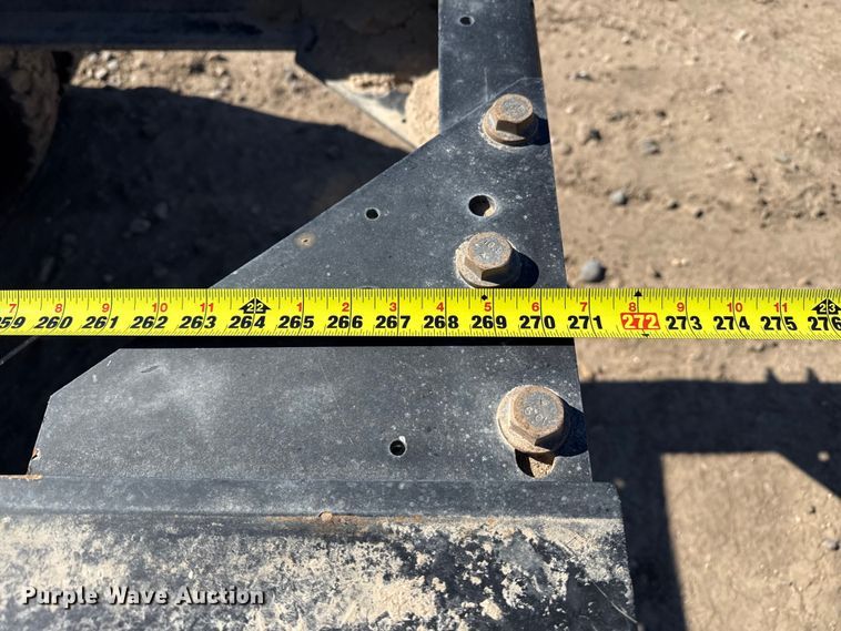 image for item DZ5012 2023 International HX620 truck cab and chassis