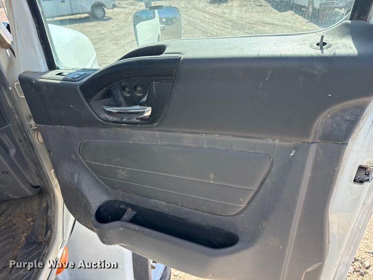 image for item DZ5012 2023 International HX620 truck cab and chassis