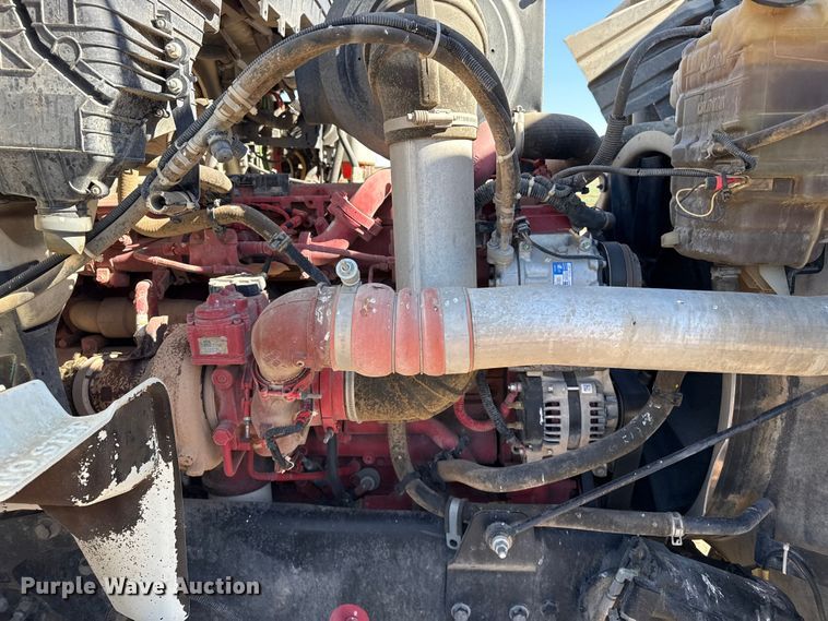 image for item DZ5012 2023 International HX620 truck cab and chassis