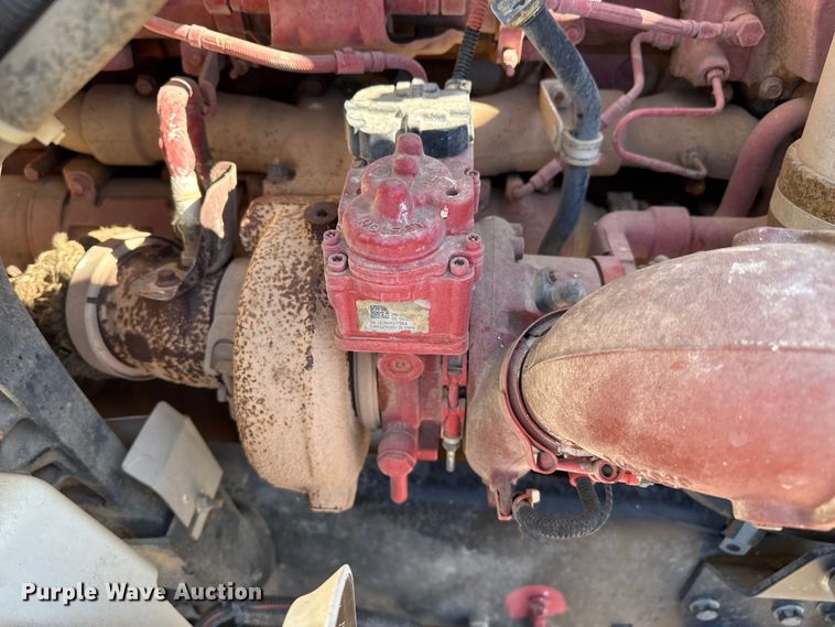 image for item DZ5012 2023 International HX620 truck cab and chassis