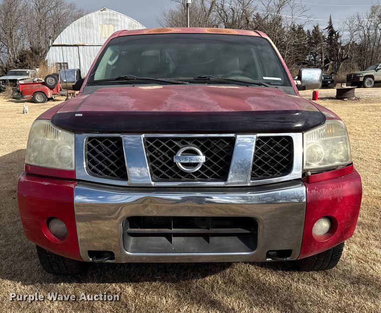 image for item DZ5019 2006 Nissan Titan Crew Cab pickup truck