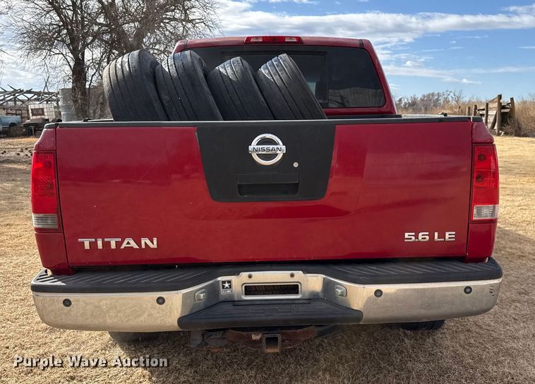 image for item DZ5019 2006 Nissan Titan Crew Cab pickup truck