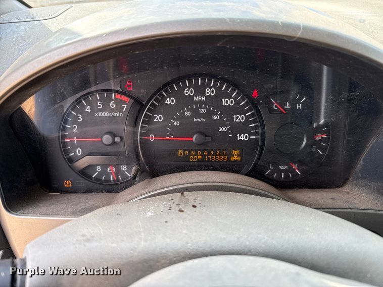 image for item DZ5019 2006 Nissan Titan Crew Cab pickup truck