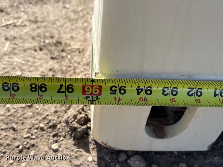 image for item DZ5030 Shipping container