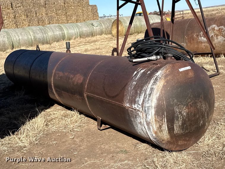 image for item DZ5110 Fuel tank