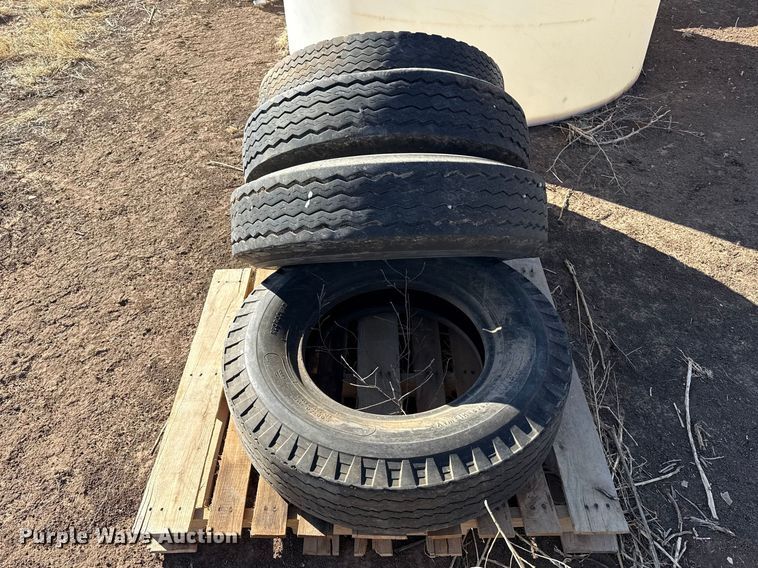 image for item DZ5114 (4) 9.00-20 tires