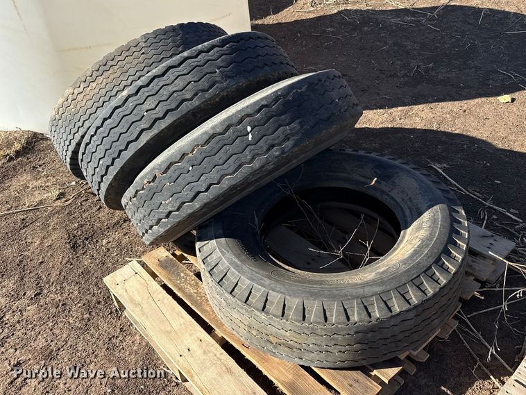image for item DZ5114 (4) 9.00-20 tires