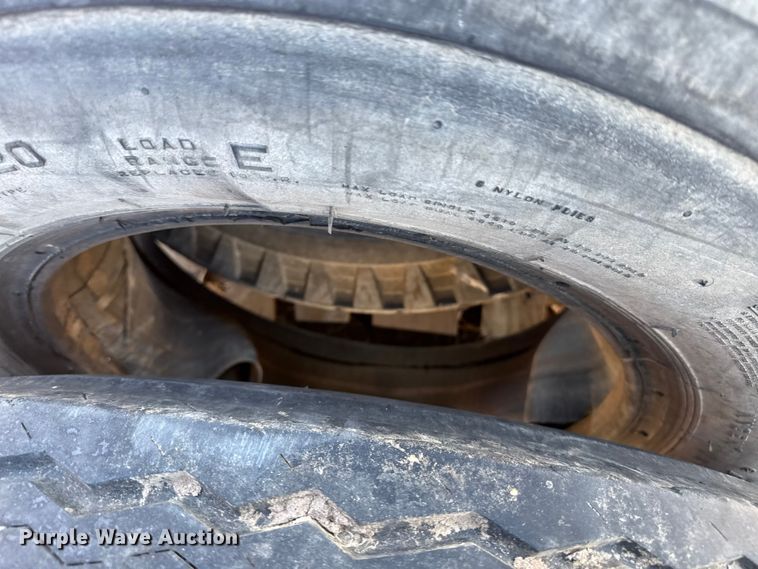 image for item DZ5114 (4) 9.00-20 tires