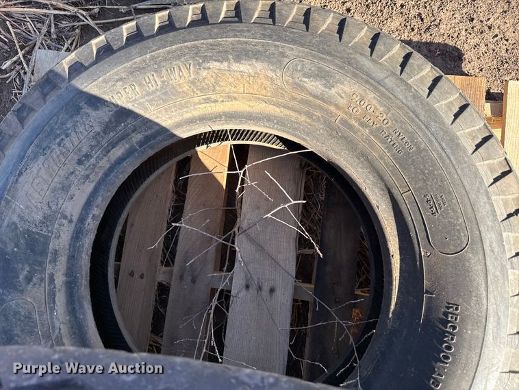 image for item DZ5114 (4) 9.00-20 tires