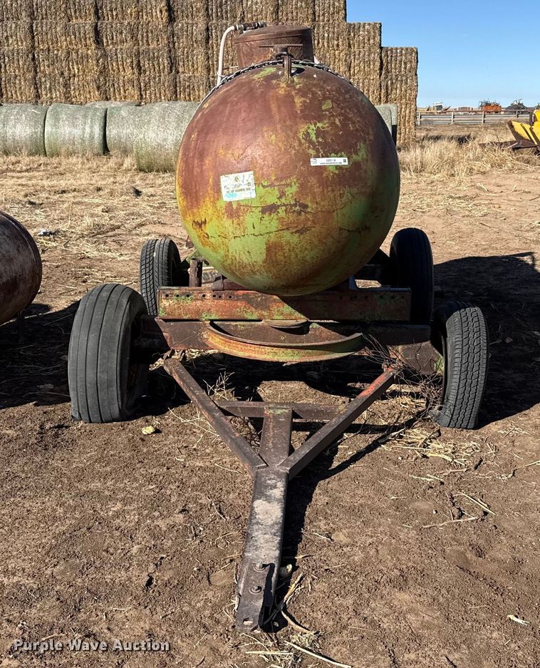 image for item DZ5118 Tank trailer