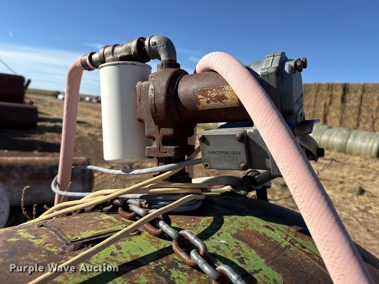 image for item DZ5118 Tank trailer