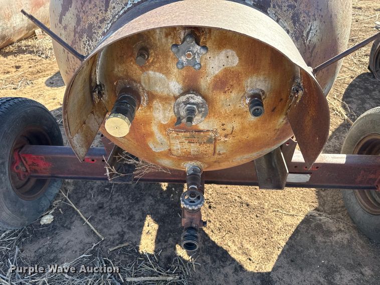 image for item DZ5119 Tank trailer