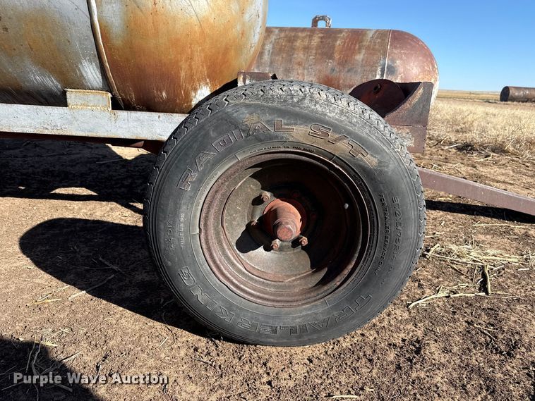 image for item DZ5119 Tank trailer