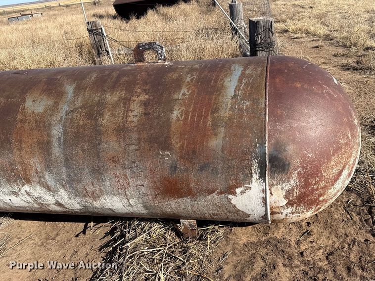 image for item DZ5120 Fuel tank