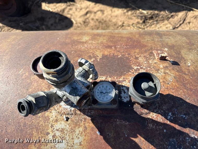 image for item DZ5120 Fuel tank