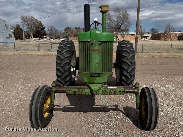 image for item DZ5123 1957 John Deere 720 tractor