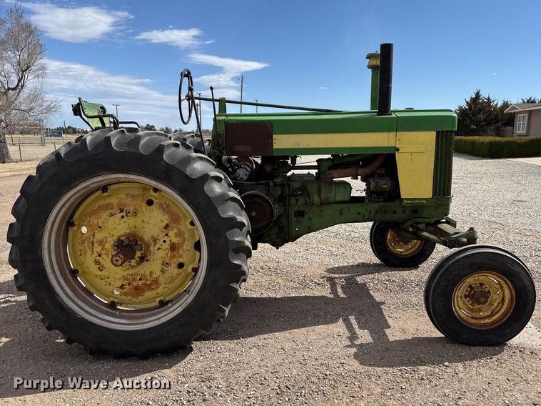 image for item DZ5123 1957 John Deere 720 tractor