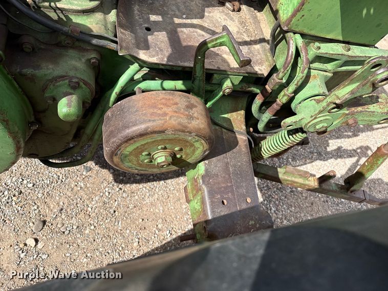 image for item DZ5123 1957 John Deere 720 tractor