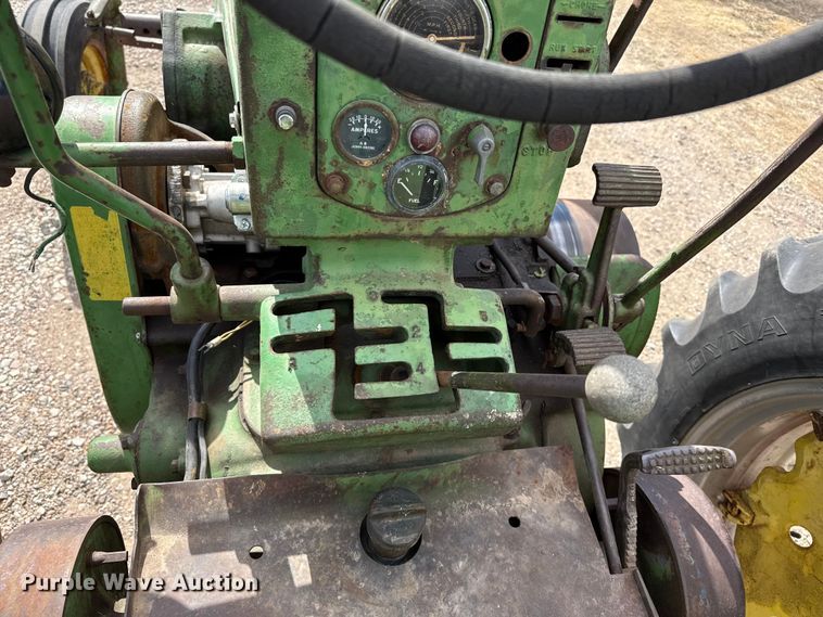 image for item DZ5123 1957 John Deere 720 tractor
