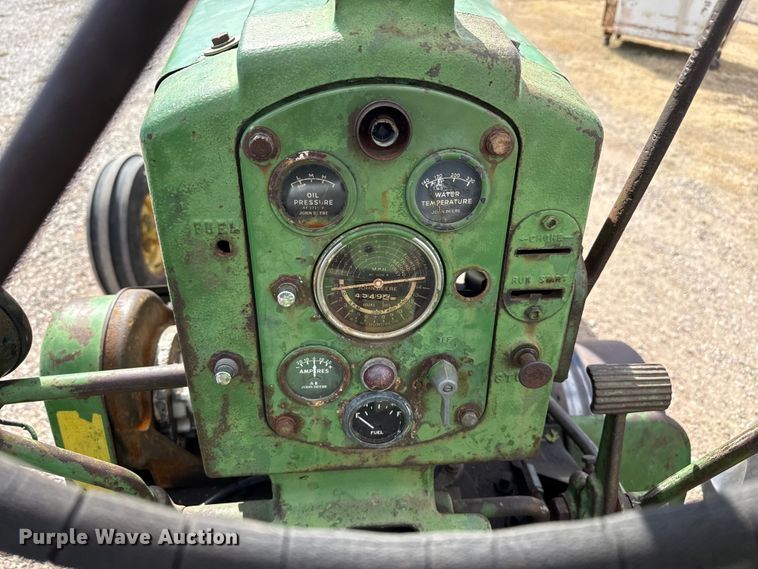 image for item DZ5123 1957 John Deere 720 tractor