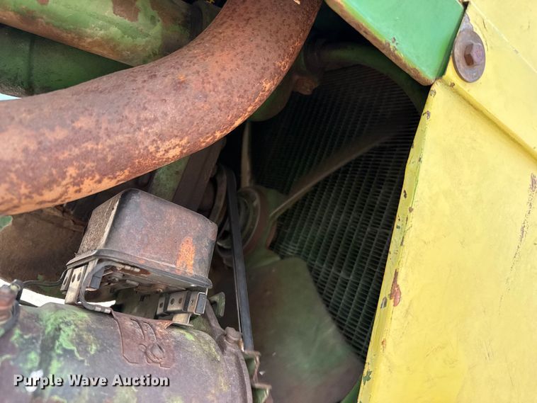 image for item DZ5123 1957 John Deere 720 tractor